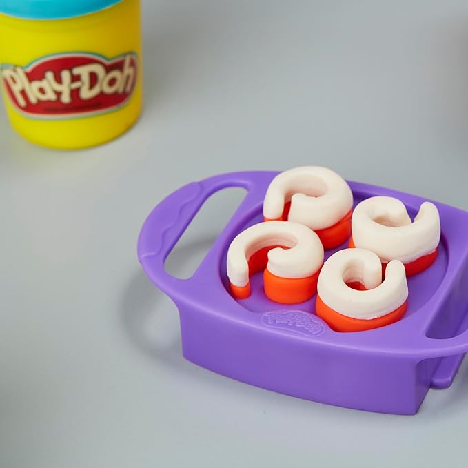 Play-Doh Kitchen Creations Magical Oven Play Food Set for Kids 3 Years and Up with Lights, Sounds, and 6 Colors (Amazon Exclusive)