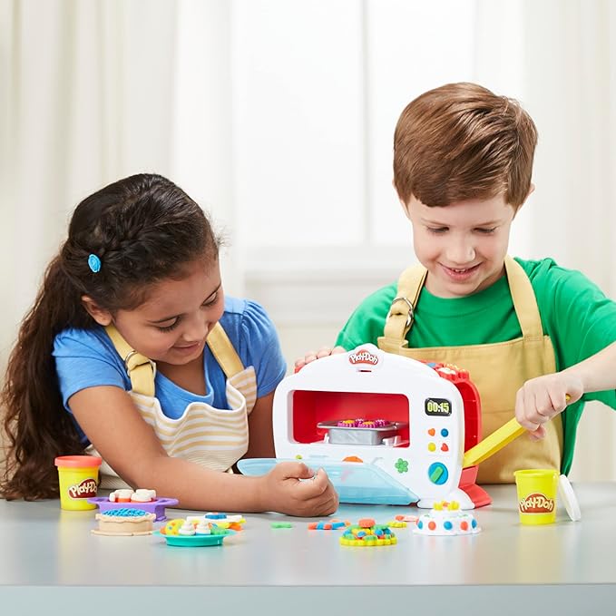 Play-Doh Kitchen Creations Magical Oven Play Food Set for Kids 3 Years and Up with Lights, Sounds, and 6 Colors (Amazon Exclusive)