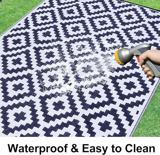 Smiry Waterproof Outdoor Rug 5x8 ft, Reversible Plastic Straw Patio Camping Rugs, Outdoor Indoor RV Mat Carpet for Patio, Outside Entry, Backyard, Deck, Bench, Picnic, Camper, White & Navy