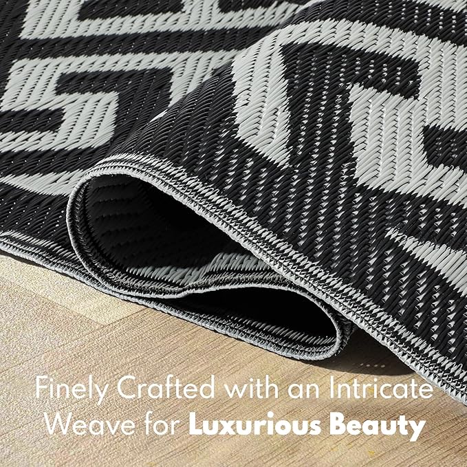 Waterproof Outdoor Rug 9x18 ft, Reversible Plastic Straw Rug, Easy to Clean Patio Rug, Portable Carpet for Patio, RV, Deck, Balcony, Backyard, Picnic, Beach, I-Shaped, Black