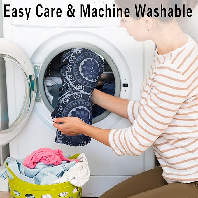 Extra Large Picnic Blankets Waterproof Foldable (60 "x 80") Beach Blanket Waterproof Sandproof,3-Layer Thicking Mat Outdoor Packable Camping Blanket