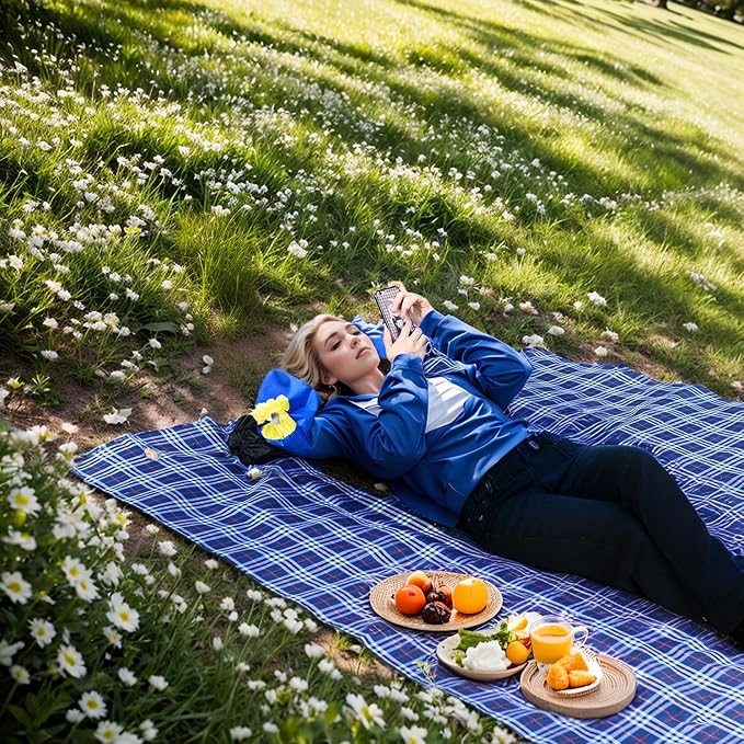 Wind Tour Family Outdoor Waterproof Durable Picnic Blankets with Carry Strap Foldable Sandproof Picnic Floor Mat for Kids Playground Camping Hiking Grass Travelling (1, Navy blue-78.7 * 78.7 in)