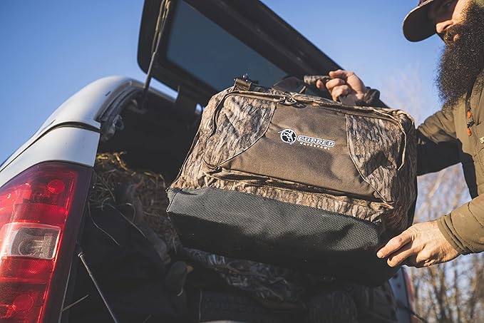 Camo Wader Storage Bag, Expandable Duck Hunting Wader Bag with Fold-Out Neoprene Mat and Waterproof Pockets