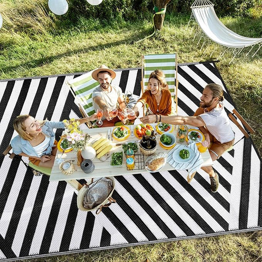 Outdoor Patio Plastic Straw Rug - 4'x6' Outdoor Camping Rug Waterproof Reversible, Area Carpet Patios Clearance RV, Outside Porch Balcony Deck for Camper, White & Black