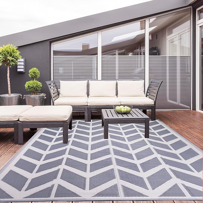 RURALITY Outdoor Rugs 5x8 Waterproof for Patios Clearance,Plastic Straw Mats for Backyard,Porch,Deck,Balcony,Reversible,Arrows Pattern