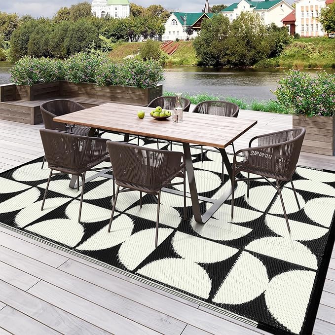 Wonnitar Waterproof 6x9 Outdoor Rug for Patio Clearance, Reversible Plastic Straw Rug Large Portable Camping RV Rug, Geometric Outside Area Rug for Backyard Balcony Garden (Black & White,6'x9')