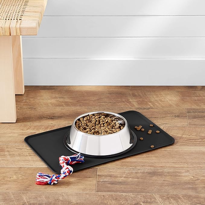 Amazon Basics Waterproof Anti-Slip Silicone Cat & Dog Food Mat, Pet Mats with Raised Edges for Food and Water Bowl to Protect Floors, 18.5 x 11.5 Inches, Black, Solid