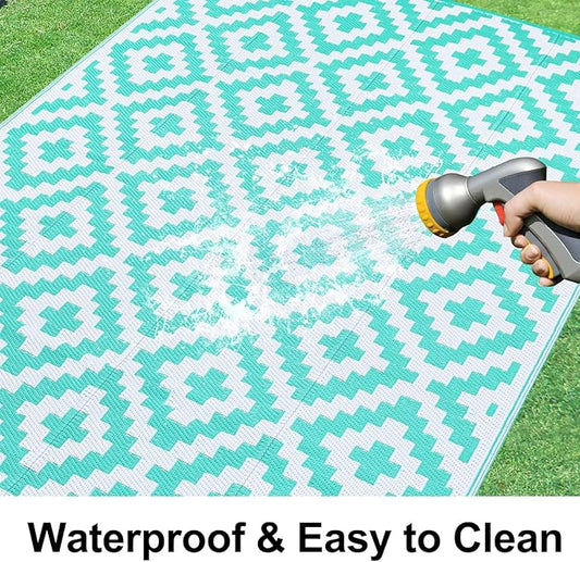 Smiry Waterproof Outdoor Rug 5x8 ft, Reversible Plastic Straw Patio Camping Rugs, Outdoor Indoor RV Mat Carpet for Patio, Outside Entry, Backyard, Deck, Bench, Picnic, Camper, White & Teal