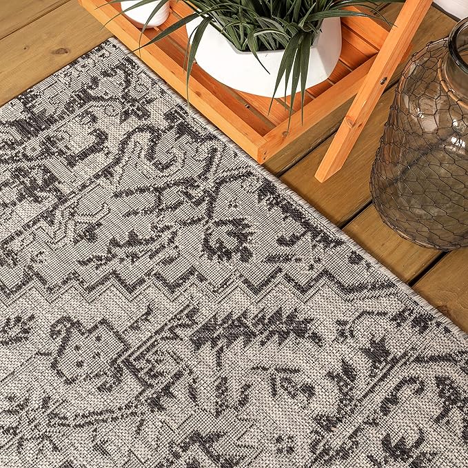 JONATHAN Y SMB105D-210 Estrella Bohemian Medallion Textured Weave Indoor Outdoor Runner Rug Coastal Bohemian Rustic Glam Easy-Cleaning Bedroom Kitchen Backyard Patio Non Shedding, 2 X 10, Black/Gray