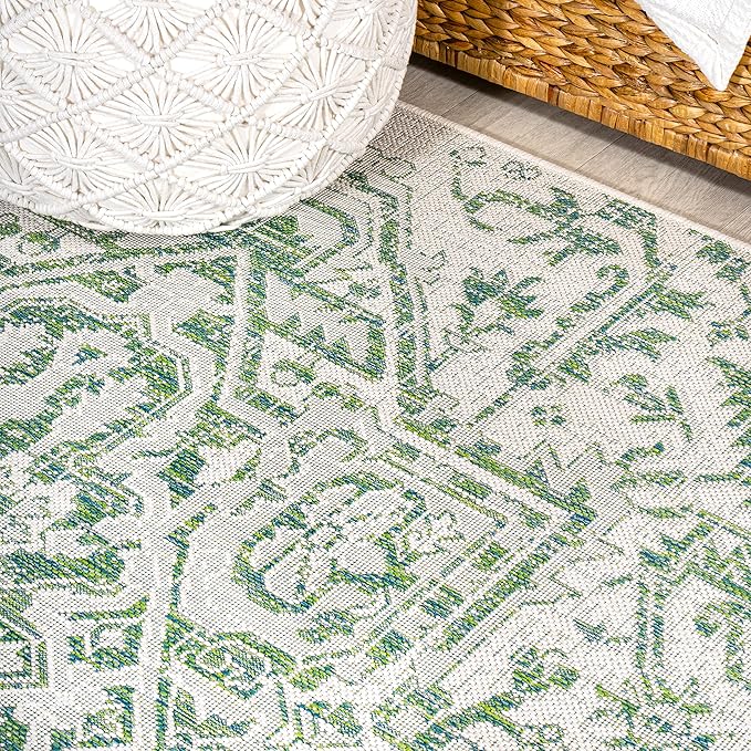 JONATHAN Y SMB105G-5SQ Estrella Bohemian Medallion Textured Weave Indoor Outdoor Area Rug, Coastal Traditional Transitional Easy Cleaning,Bedroom,Kitchen,Backyard,Patio, Green/Cream, 5' Square