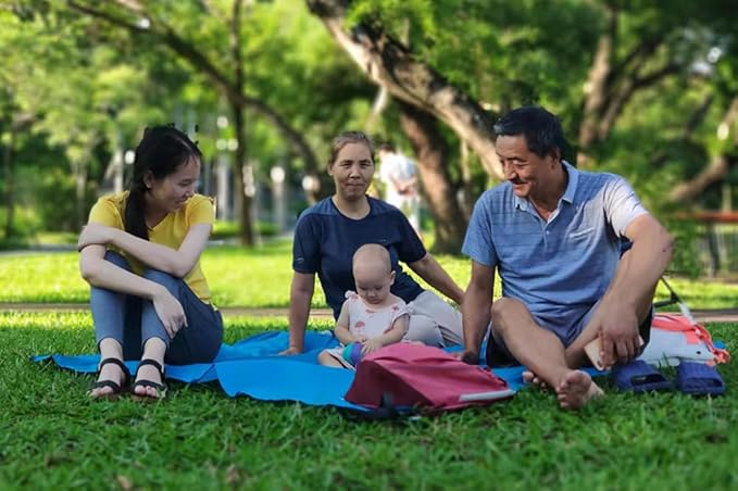 Orga'Neat Pocket Picnic Blanket, Sandproof Lightweight Pocket Camping Tarp, 55″x 60″ Foldable & Fits into Small Bag, Water Resistant Washable Quick Dry Compact Beach Mat for Outdoor Recreation