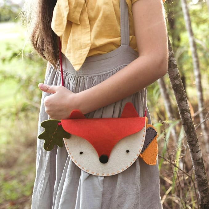 Petit Collage DIY Woodland Fox Felt Bag, Crossbody Bag for Kids with Matching Acorn Zipper Purse for Kids – DIY Crafts Sewing Kit– Makes a Great Gift Idea for Ages 6+