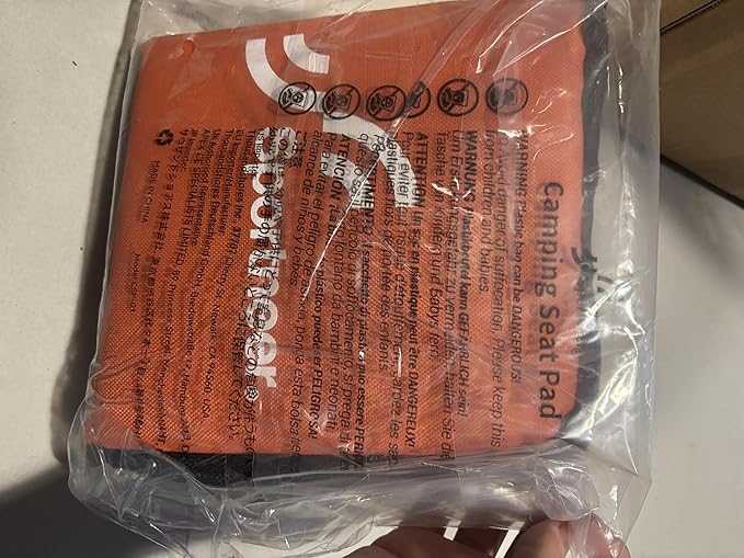 Sportneer Sitting Pad, Sit Pads for Backpacking Portable Camping Sit Pad Waterproof Folding Pad Stadium Seat Pad for for Camping Picnics Hiking