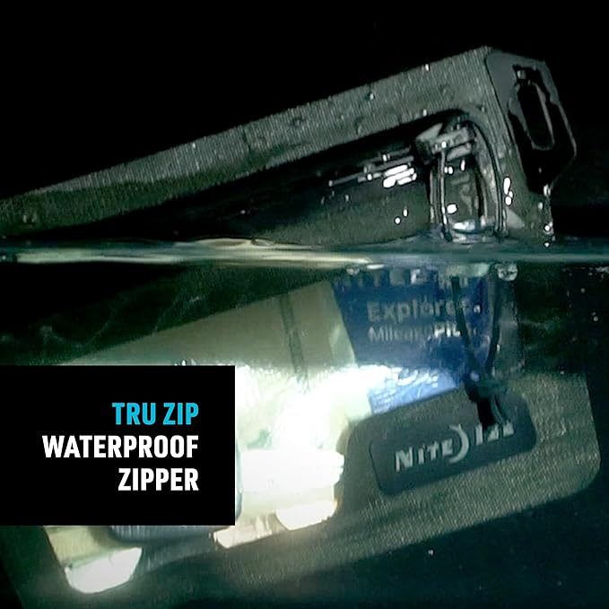 Nite Ize Runoff Waterproof Wallet - Dry Pouch for Tough Trusted Protection - Waterproof Wallet for Beach Trips & Outdoor Activities - Tested Dustproof and Waterproof to IP67