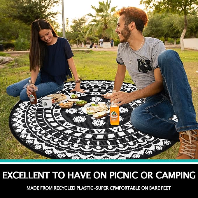 Capslpad 5Ft Round Outdoor Rug for Patio Reversible Mat Waterproof Plastic Straw Rug Boho Circle Indoor Outside Area Rug for RV Camping Picnic Pool Tent Balcony Beach Deck Doormats Decor, Black