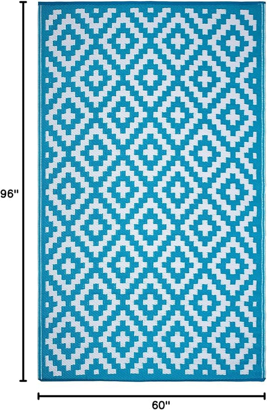FH Home Outdoor Rug - Waterproof, Fade Resistant, Reversible - Premium Recycled Plastic - Geometric - Patio, Porch, Deck, Balcony - Aztec - Teal & White Crease Free - 5 x 8 ft