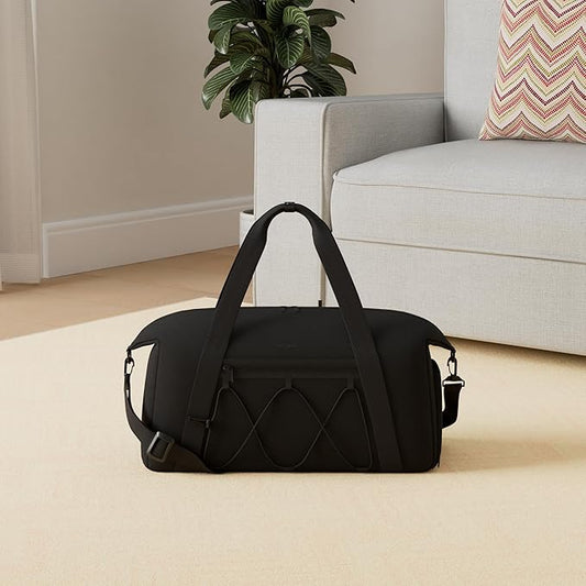 BAGSMART Gym Bag With Shoe Compartment & Wet Pocket, Lightweight Sports Travel Duffel Bag, Carry On Bag Weekender Overnight Bag, Water Resistant Sports Gym Tote Bags Swimming Yoga, Black