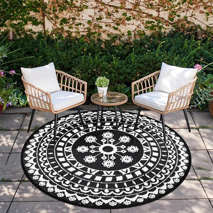 Capslpad 5Ft Round Outdoor Rug for Patio Reversible Mat Waterproof Plastic Straw Rug Boho Circle Indoor Outside Area Rug for RV Camping Picnic Pool Tent Balcony Beach Deck Doormats Decor, Black