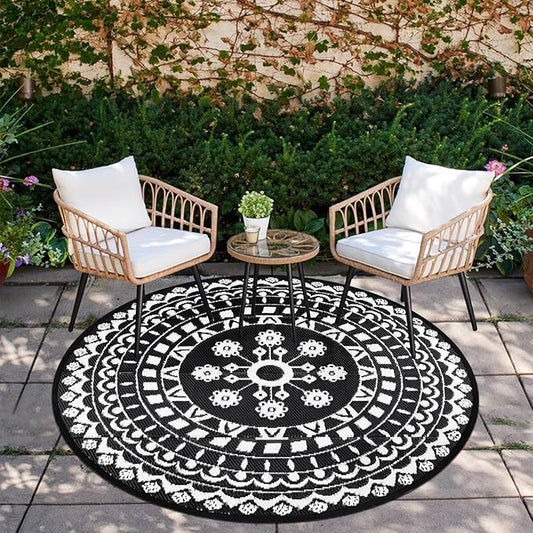 Capslpad 5Ft Round Outdoor Rug for Patio Reversible Mat Waterproof Plastic Straw Rug Boho Circle Indoor Outside Area Rug for RV Camping Picnic Pool Tent Balcony Beach Deck Doormats Decor, Black