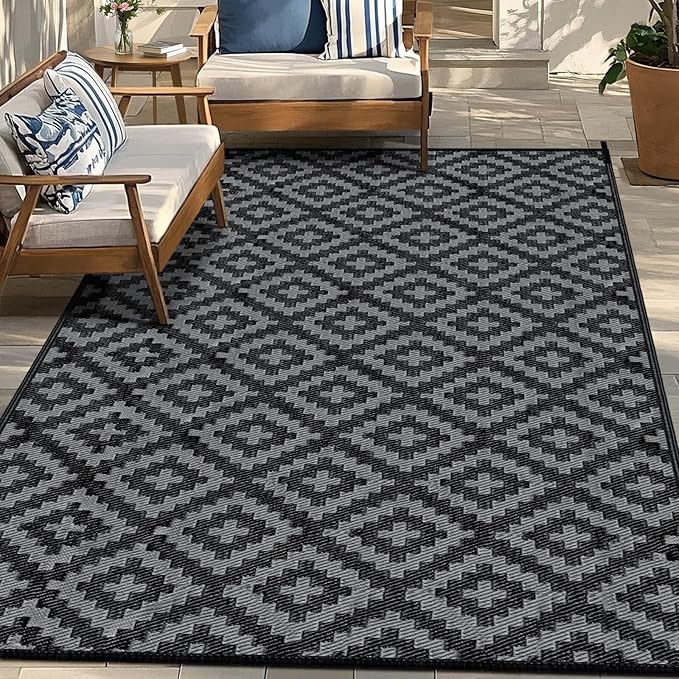 Outdoor Patio Plastic Straw Rug - 4'x6' Outdoor Camping Rug Waterproof Reversible, Area Carpet Patios Clearance RV, Outside Porch Balcony Deck for Camper, Black & Grey