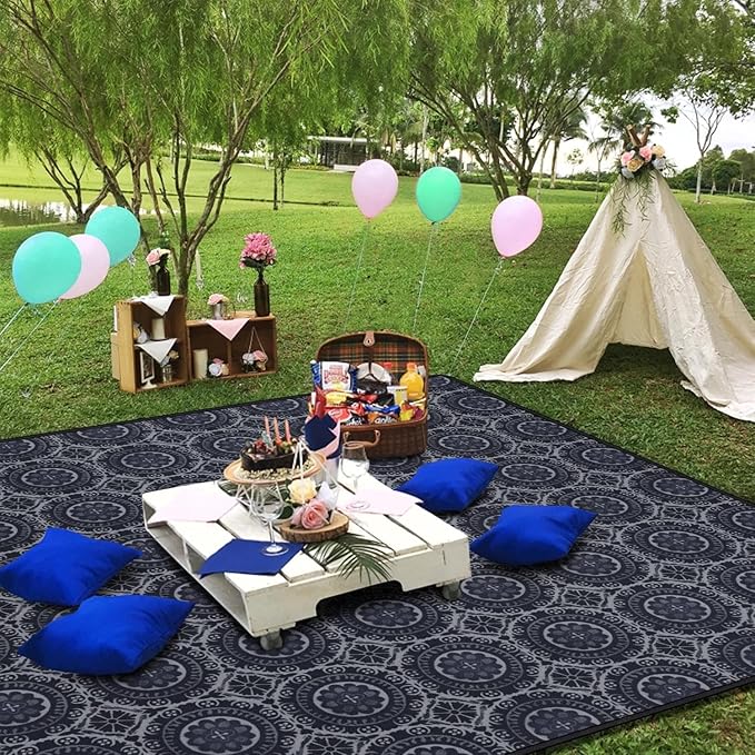 Extra Large Picnic Blankets Waterproof Foldable (60 "x 80") Beach Blanket Waterproof Sandproof,3-Layer Thicking Mat Outdoor Packable Camping Blanket