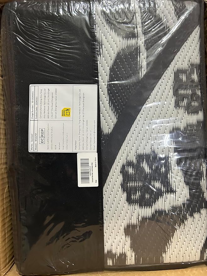 Capslpad 8Ft Round Outdoor Rug for Patio Reversible Mat Boho Circle Indoor Outside Area Rug Waterproof Plastic Straw Rug for RV Camping Picnic Pool Tent Beach Deck Balcony Doormats Decor