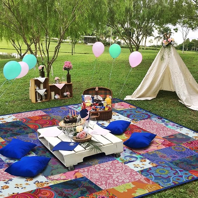 Extra Large Picnic Blankets Waterproof Foldable (80 "x 80") Beach Blanket Waterproof Sandproof,3-Layer Thicking Mat Outdoor Packable Camping Blanket