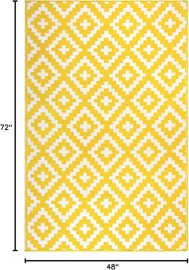 FH Home Outdoor Rug - Waterproof, Fade Resistant, Reversible - Premium Recycled Plastic - Geometric - Patio, Porch, Deck, Balcony - Aztec - Yellow & White Crease Free - 4 x 6 ft