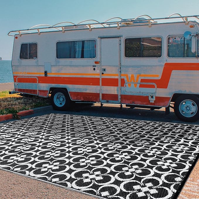 RV Outdoor Rug Waterproof Mat Outdoor Rugs 9'x12' for Patios Clearance Carpet Outdoor Camping Rugs Large Plastic Straw Rug(9x12ft Clover Black&White)