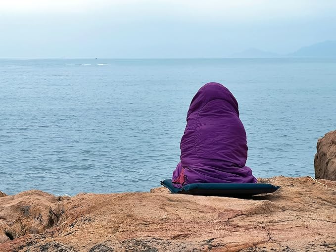 Clostnature Sleeping Bag for Adults and Kids - Lightweight Camping Sleeping Bag for Girls, Boys, Youths, Ultralight Backpacking Sleeping Bag for Cold Weather - Compression Sack Included(Right Zipper)