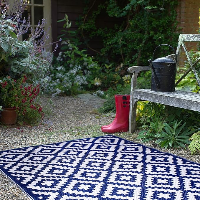 FH Home Outdoor Rug - Waterproof, Fade Resistant, Reversible - Premium Recycled Plastic - Geometric - Patio, Deck, Porch, Balcony, Laundry Room - Aztec - Blue & White Crease Free - 4 x 6 ft