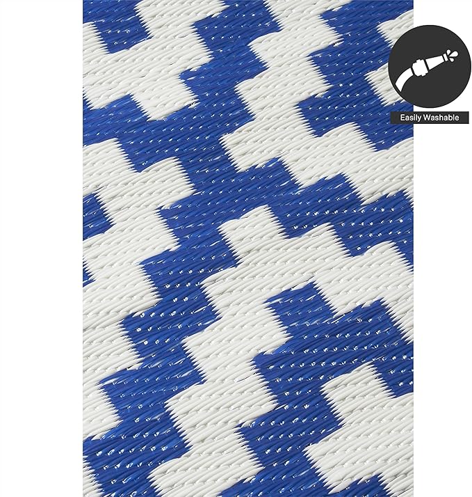 FH Home Outdoor Rug - Waterproof, Fade Resistant, Reversible - Premium Recycled Plastic - Geometric - Patio, Deck, Porch, Balcony, Laundry Room - Aztec - Blue & White Crease Free - 4 x 6 ft