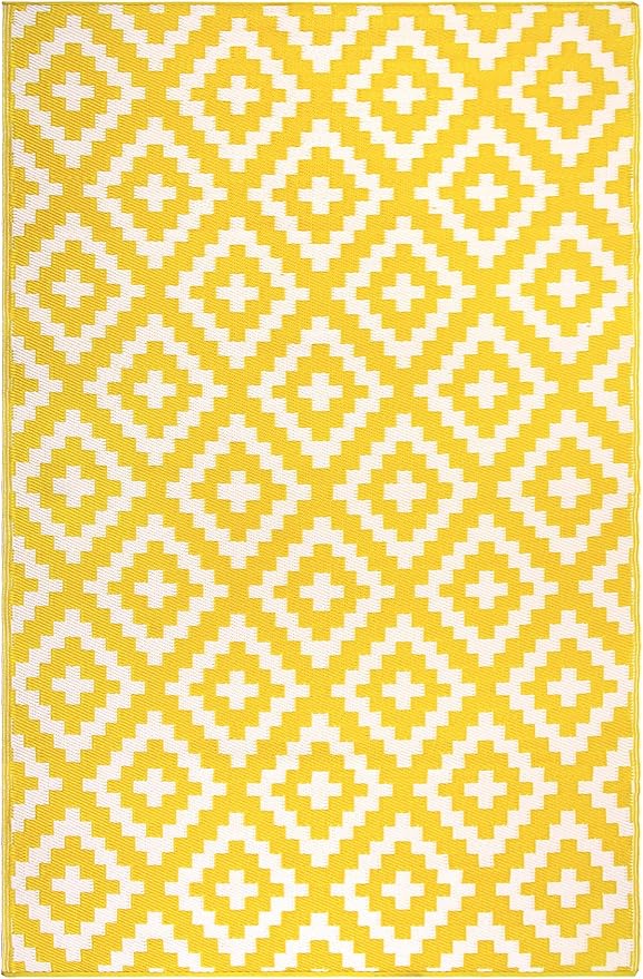 FH Home Outdoor Rug - Waterproof, Fade Resistant, Reversible - Premium Recycled Plastic - Geometric - Large Patio, Deck, Sunroom, Camping, RV - Aztec - Yellow & White Crease Free - 6 x 9 ft