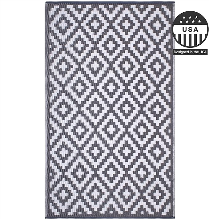 FH Home Outdoor Rug - Waterproof, Fade Resistant, Reversible - Premium Recycled Plastic - Geometric - Porch, Deck, Balcony, Mudroom, Laundry Room, Patio - Aztec - Gray & White Crease Free - 3 x 5 ft