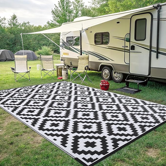 Smiry Waterproof Outdoor Rug 8x10 ft, Reversible Plastic Straw Patio Camping Rugs, Outdoor Indoor RV Mat Carpet for Patio, Outside Entry, Backyard, Deck, Bench, Picnic, Camper, Black & White
