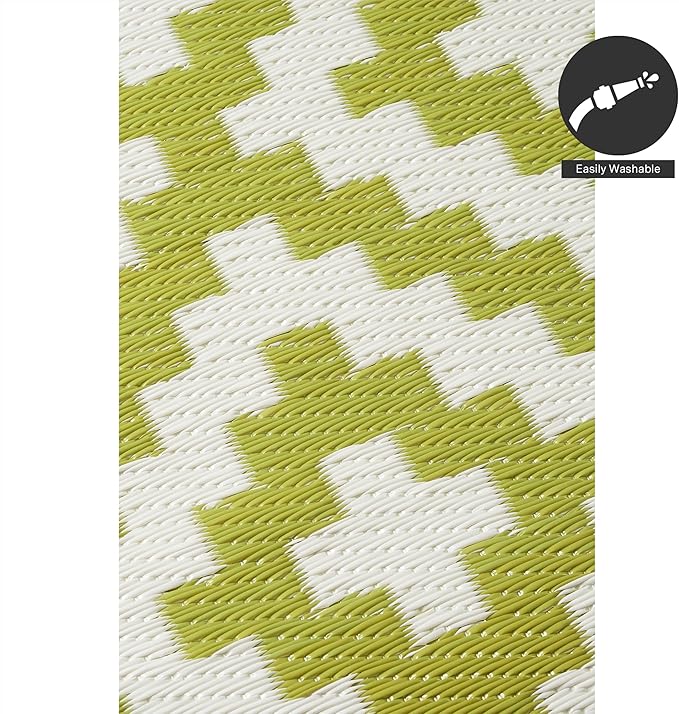 FH Home Outdoor Rug - Waterproof, Fade Resistant, Reversible - Premium Recycled Plastic - Geometric - Patio, Deck, Porch, Balcony, Laundry Room - Aztec - Green & White Crease Free - 4 x 6 ft