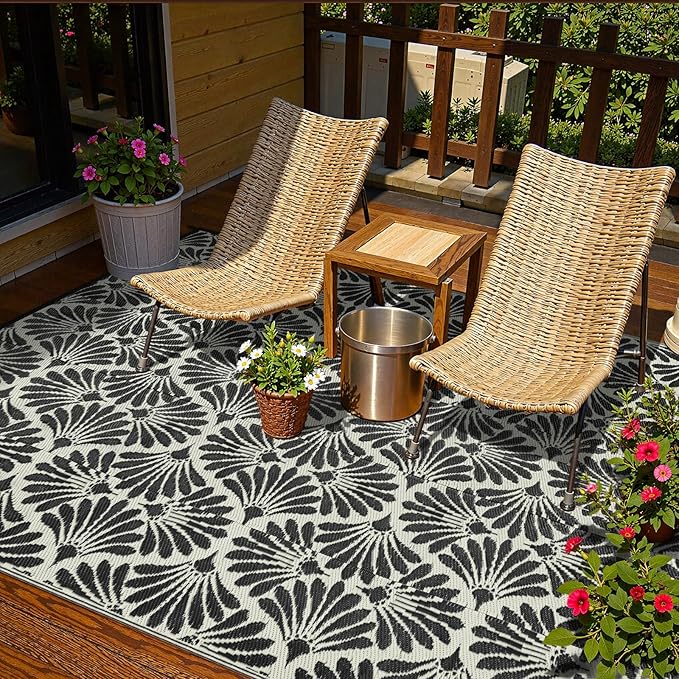 Lahome Outdoor Rug Patio Waterproof 6x9, Black Outdoor Plastic Straw Rug for Porch, Portable Lightweight Mats for Backyard Garden Deck Camping Outside, Black White,6'x9'
