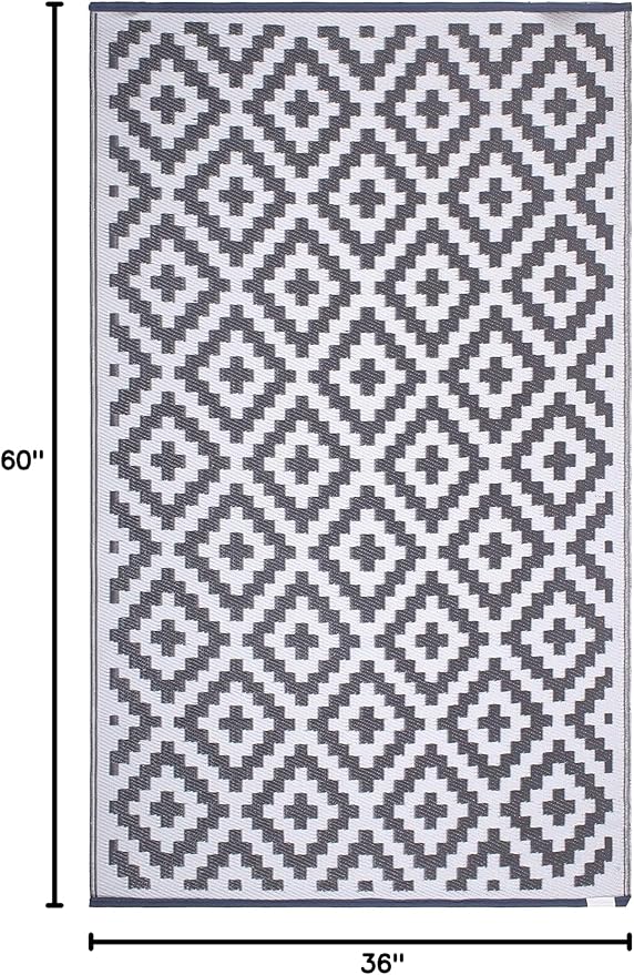 FH Home Outdoor Rug - Waterproof, Fade Resistant, Reversible - Premium Recycled Plastic - Geometric - Porch, Deck, Balcony, Mudroom, Laundry Room, Patio - Aztec - Gray & White Crease Free - 3 x 5 ft