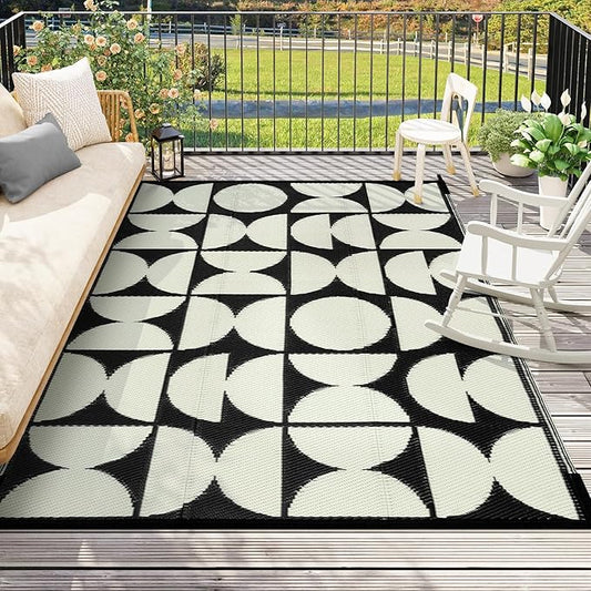 Wonnitar Outdoor Rug 5x8 Waterproof Reversible Plastic Straw Rug for Patio Clearance, Outside Area Rug RV Rug for Camping, Indoor Outdoor Geometric Mat for Deck Balcony Porch (Black & White,5'x8')