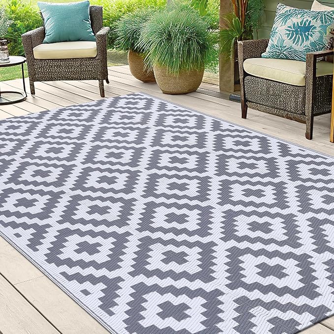 Smiry Waterproof Outdoor Rug 5x8 ft, Reversible Plastic Straw Patio Camping Rugs, Outdoor Indoor RV Mat Carpet for Patio, Outside Entry, Backyard, Deck, Bench, Picnic, Camper, White & Grey