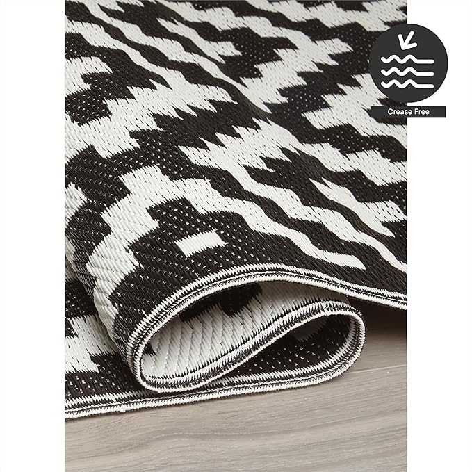 FH Home Outdoor Rug - Waterproof, Fade Resistant, Reversible - Premium Recycled Plastic - Geometric - Large Patio, Deck, Sunroom, Camping, RV - Aztec - Black & White Crease Free - 6 x 9 ft
