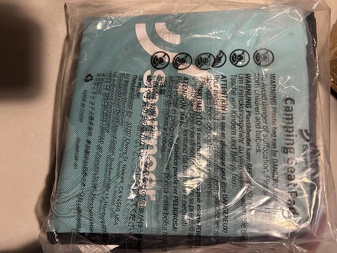 Sportneer Sitting Pad, Sit Pads for Backpacking Portable Camping Sit Pad Waterproof Folding Pad Stadium Seat Pad for for Camping Picnics Hiking