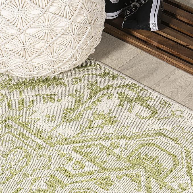 JONATHAN Y SMB105E-5 Estrella Bohemian Medallion Textured Weave Indoor Outdoor Area Rug, Coastal,Traditional,Transitional Easy Clean,Bedroom,Kitchen,Backyard,Patio, Non-Shed, Cream/Green, 5 X 8