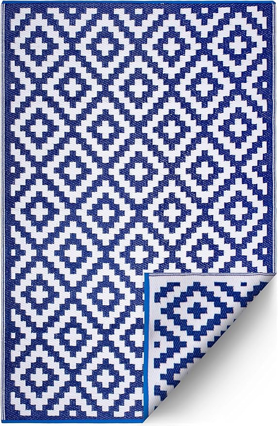 FH Home Outdoor Rug - Waterproof, Fade Resistant, Reversible - Premium Recycled Plastic - Geometric - Patio, Deck, Porch, Balcony, Laundry Room - Aztec - Blue & White Crease Free - 4 x 6 ft